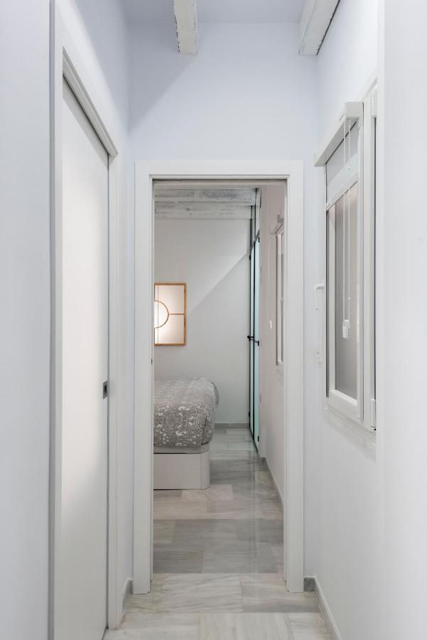 Apartamentos Catedral Seville Luaran gambar