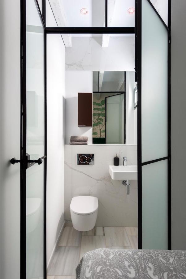 Apartamentos Catedral Seville Luaran gambar